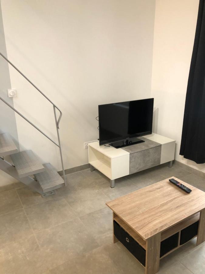 Appartement En Centre Ville Hyères Zewnętrze zdjęcie